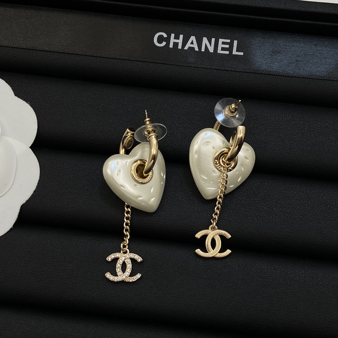 [TOP] CHANEL Pendant Earrings