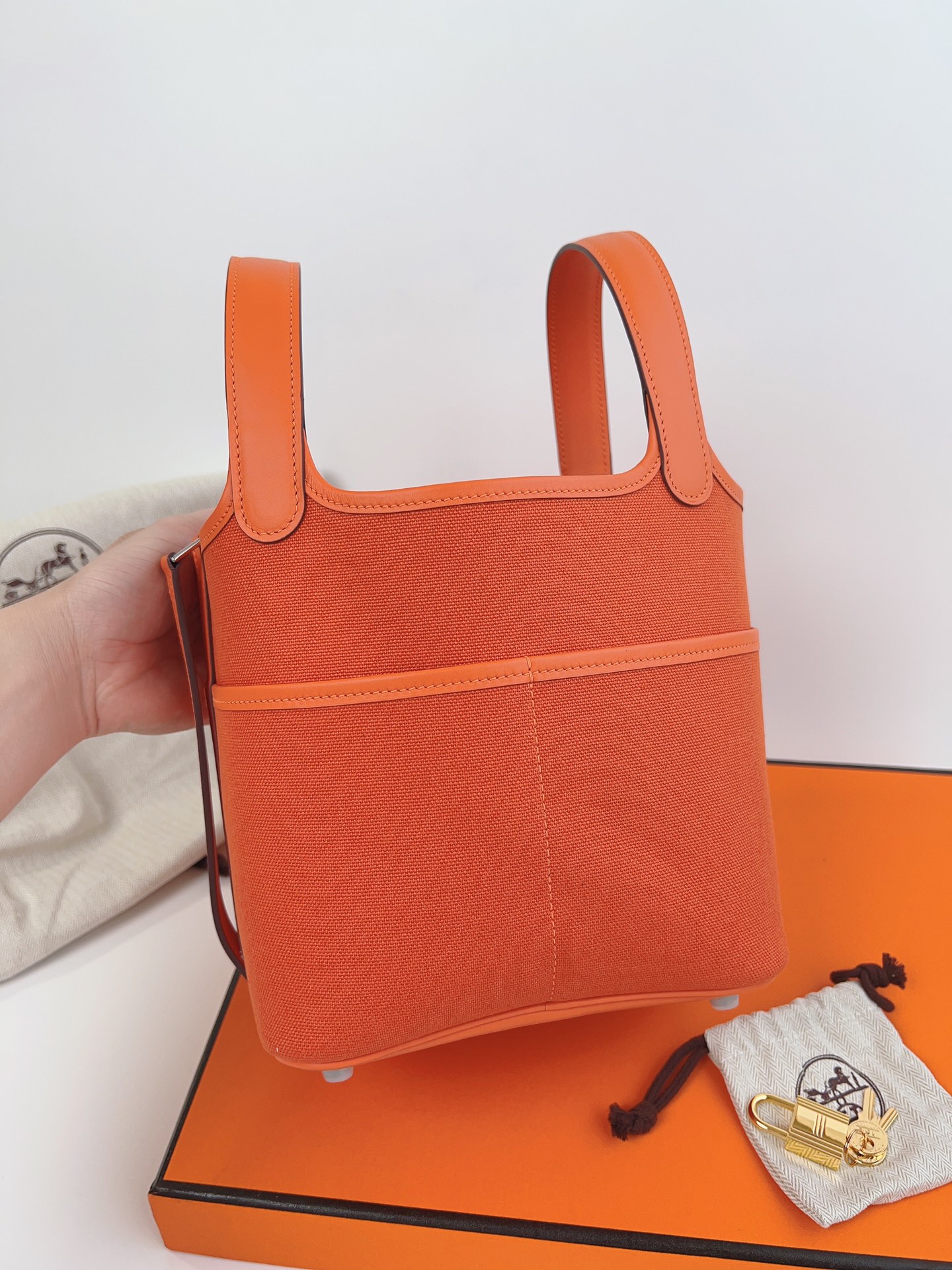 [TOP] HERMES Picotin Cargo Bag Canvas Patchwork With Swift Leather - 18CM - Orange & SHW