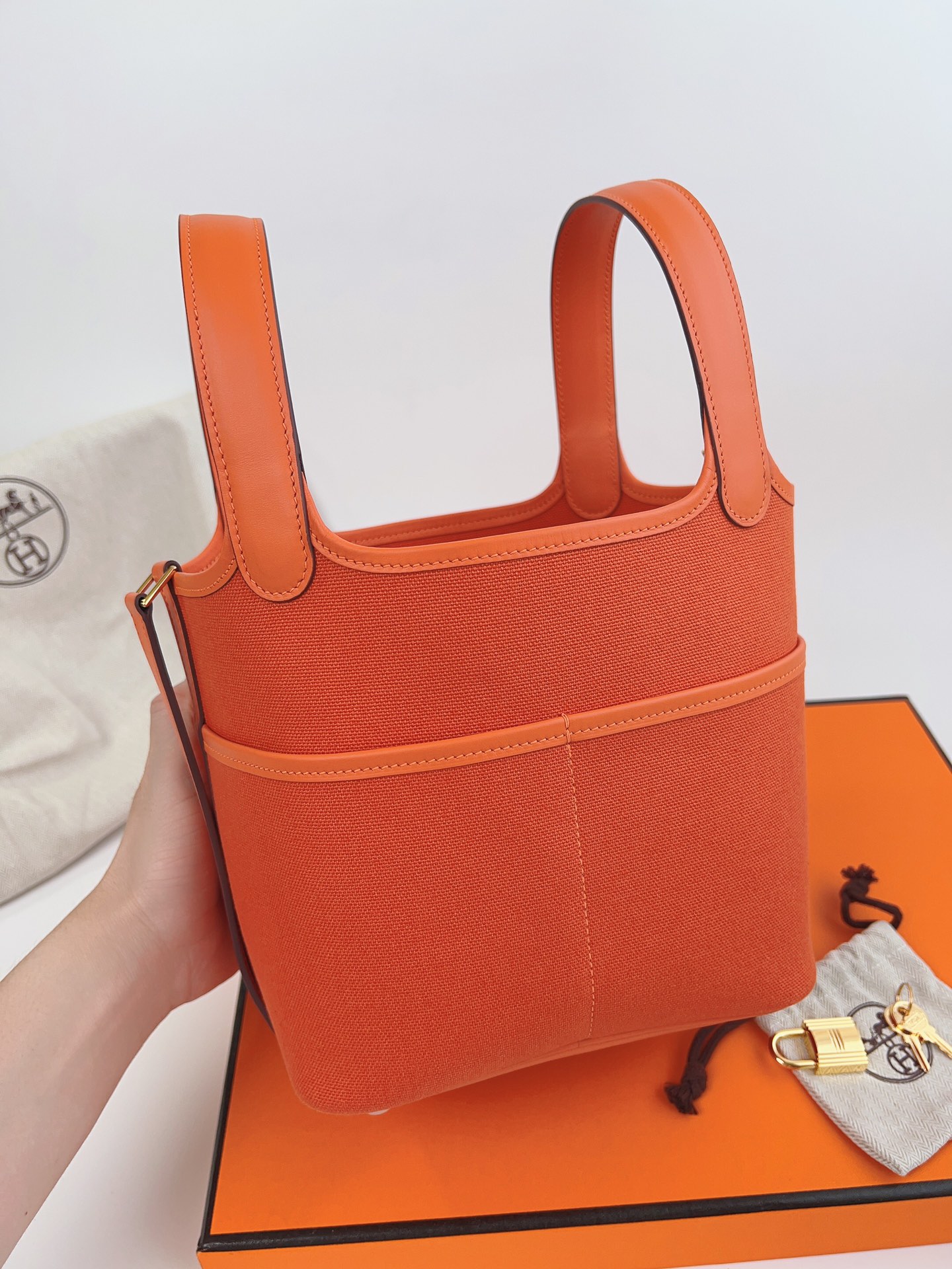 [TOP] HERMES Picotin Cargo Bag Canvas Patchwork With Swift Leather - 18CM - Orange & GHW
