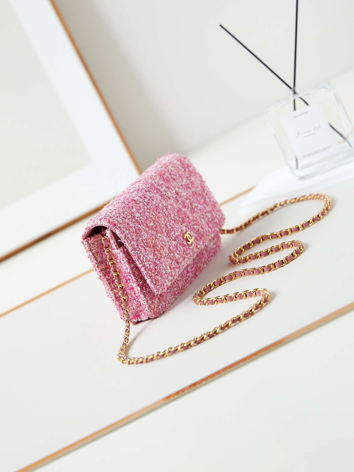 [TOP] CHANEL Woolen WOC Bag 12x19x3cm - Pink