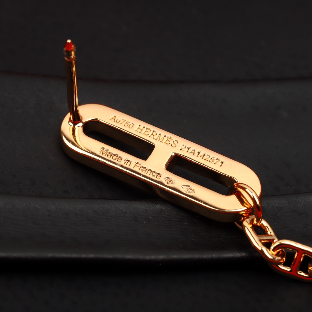 [TOP] HERMES Pig Nose Diamond Earrings