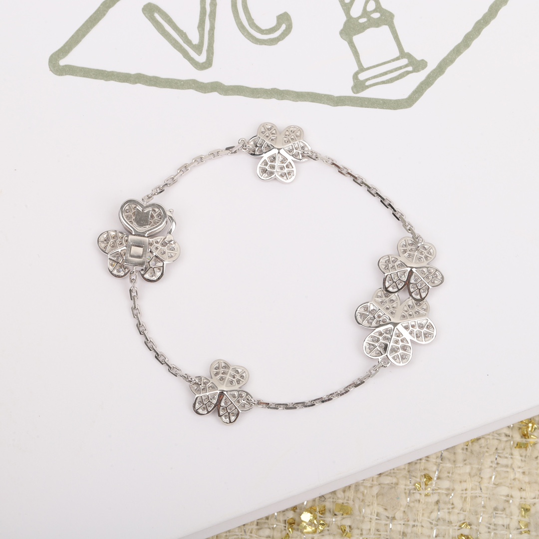 [TOP] Van Cleef & Arpels VCA 5 Flowers Bracelet - Sliver