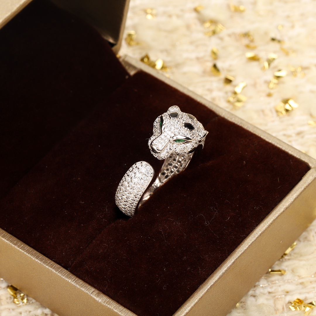 [TOP] Cartier Leopard Head Ring With Diamond