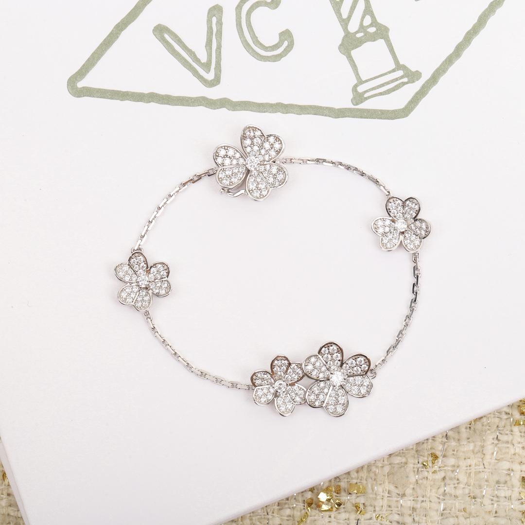 [TOP] Van Cleef & Arpels VCA 5 Flowers Bracelet - Sliver