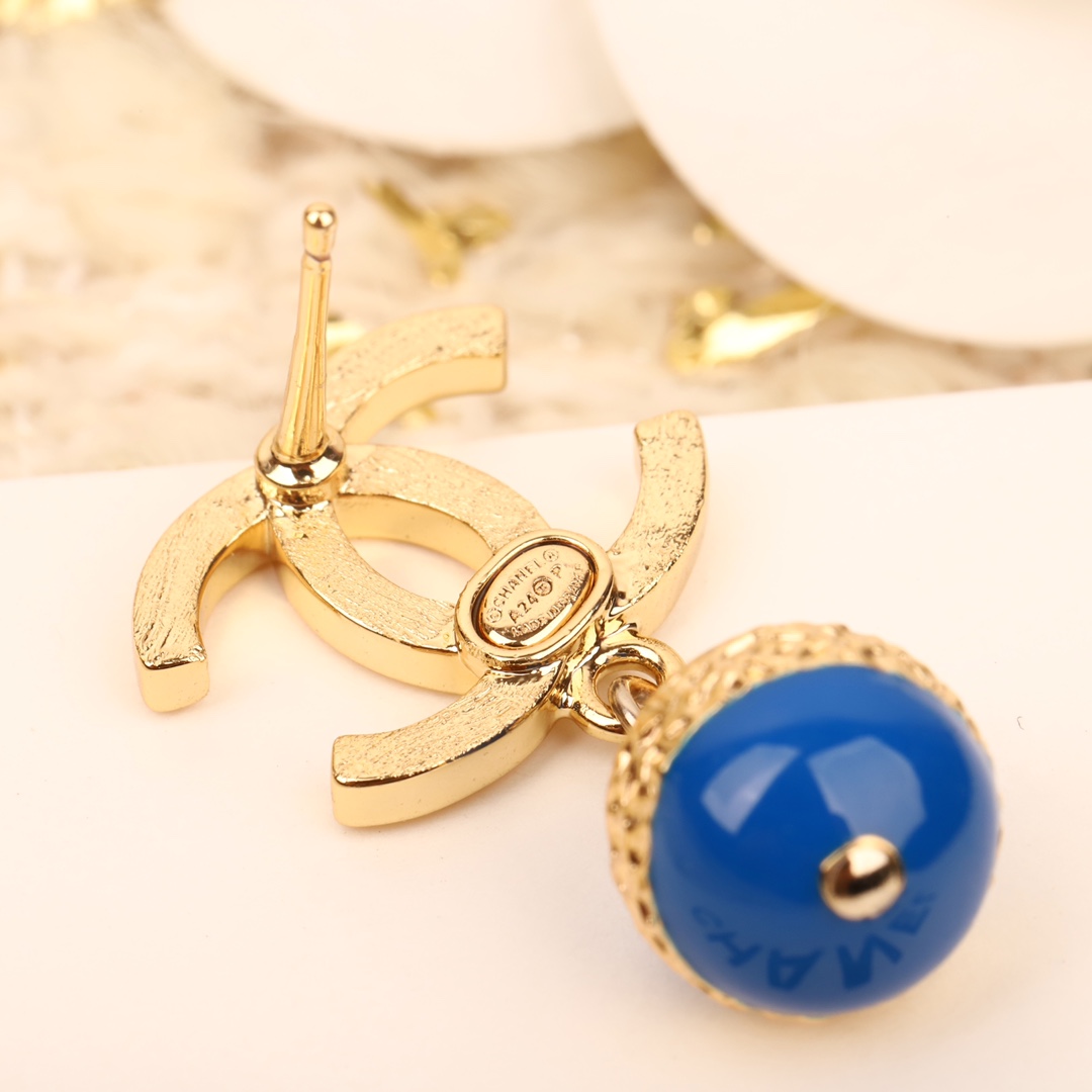 [TOP] CHANEL CC Pendant Earrings