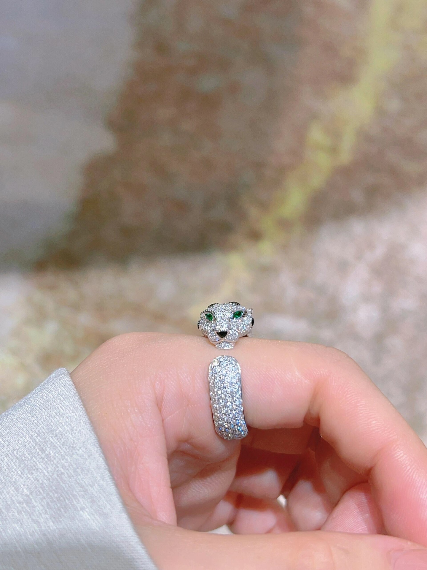 [TOP] Cartier Leopard Head Ring With Diamond