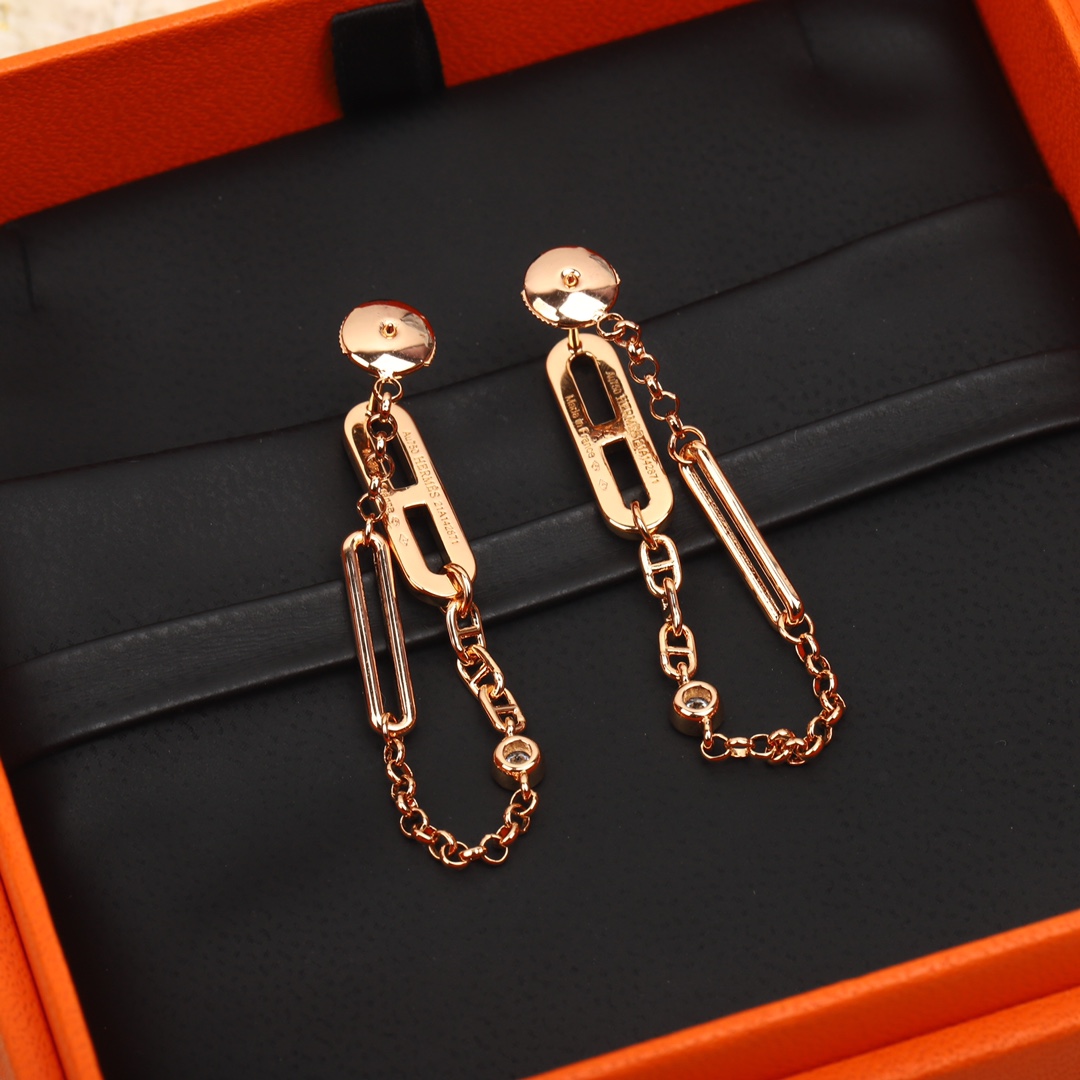 [TOP] HERMES Pig Nose Diamond Earrings