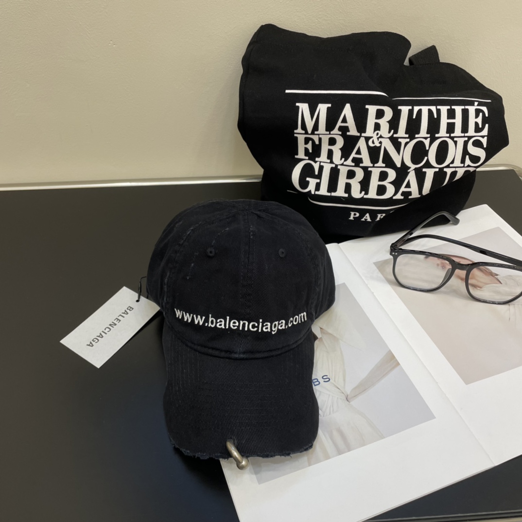 [TOP] BALENCIAGA Shark Fin Duck Tongue Cap - Two Colors