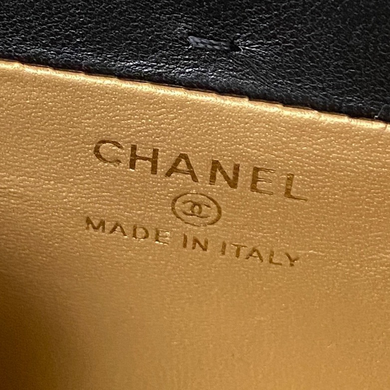 [TOP] CHANEL Vanity Case Bag 9.5x10.5x7cm - Black