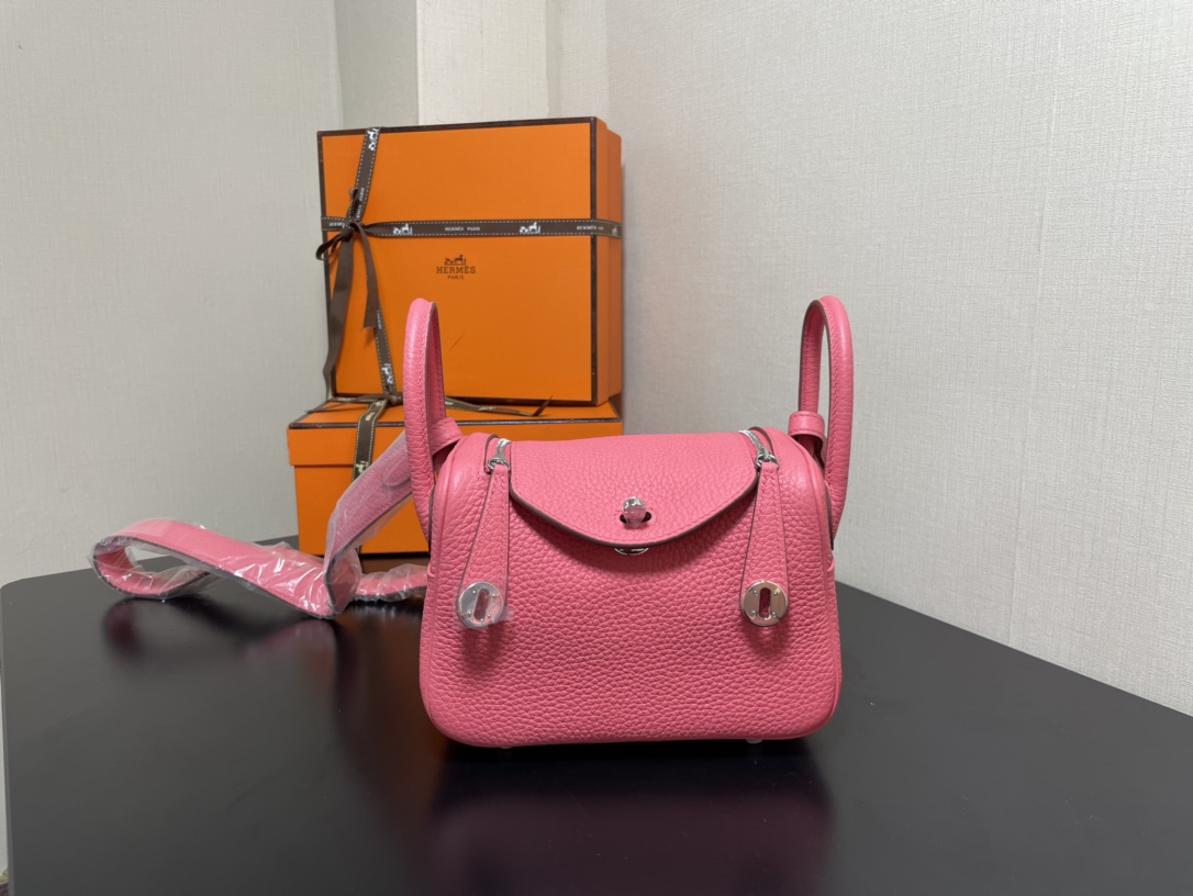 [TOP] HERMES Mini Lindy Taurillon Clemence Leather 19 CM - Rose Lipstick & GHW/SHW