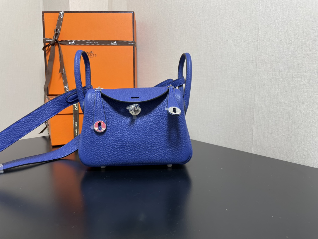 [TOP] HERMES Mini Lindy Taurillon Clemence Leather 19 CM - Bleu Electrique & GHW/SHW