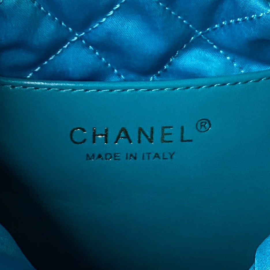[TOP] CHANEL 22 Bag mini 19x20x6cm - Blue&GHW