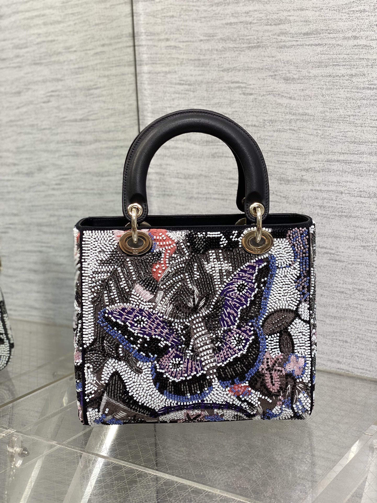 [TOP] Christian Dior Medium Lady Dior Bag 24x20x11cm Embroidered Flowers and Butterflies Beads
