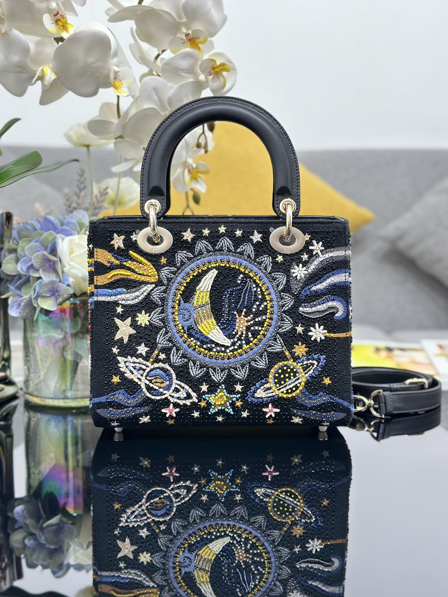 [TOP] Christian Dior Medium Lady Dior Bag 24x20x11cm Embroidered Stars and Moon Beads