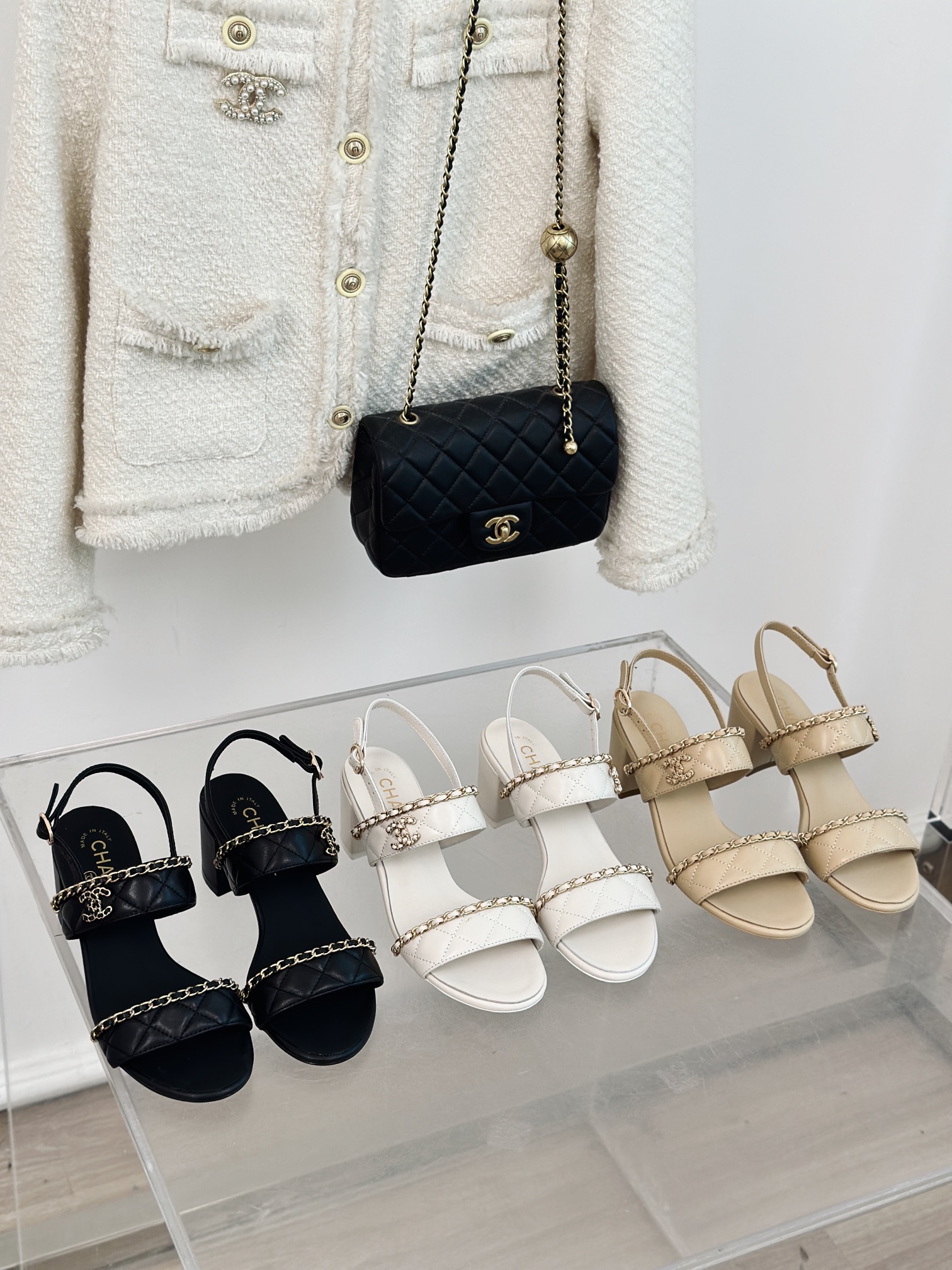 [TOP] CHANEL CC Chains Pumps - 3 Color