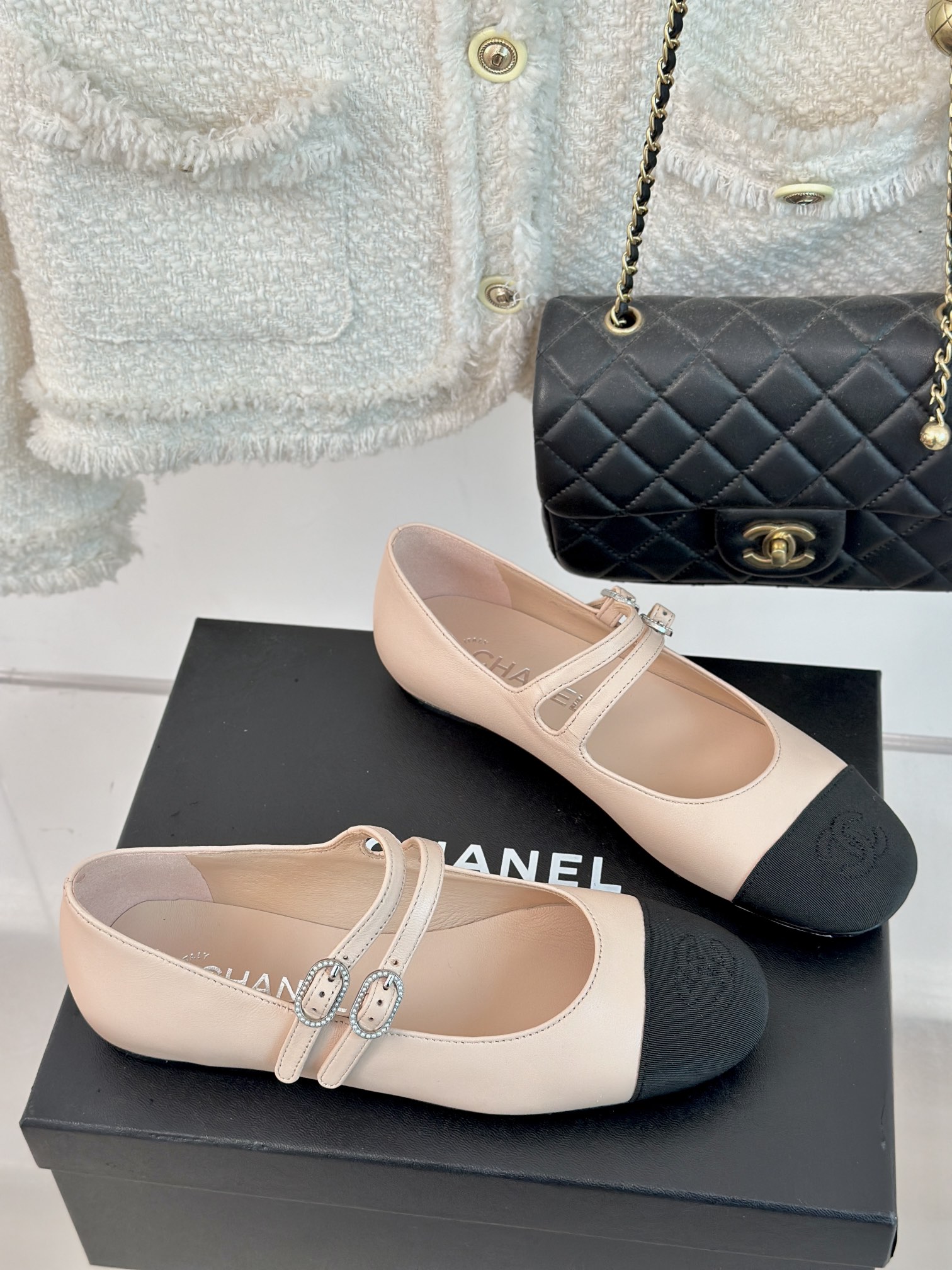 [TOP] CHANEL Classic Colorblock Double Strap Mary Janes Flats - 4 Color