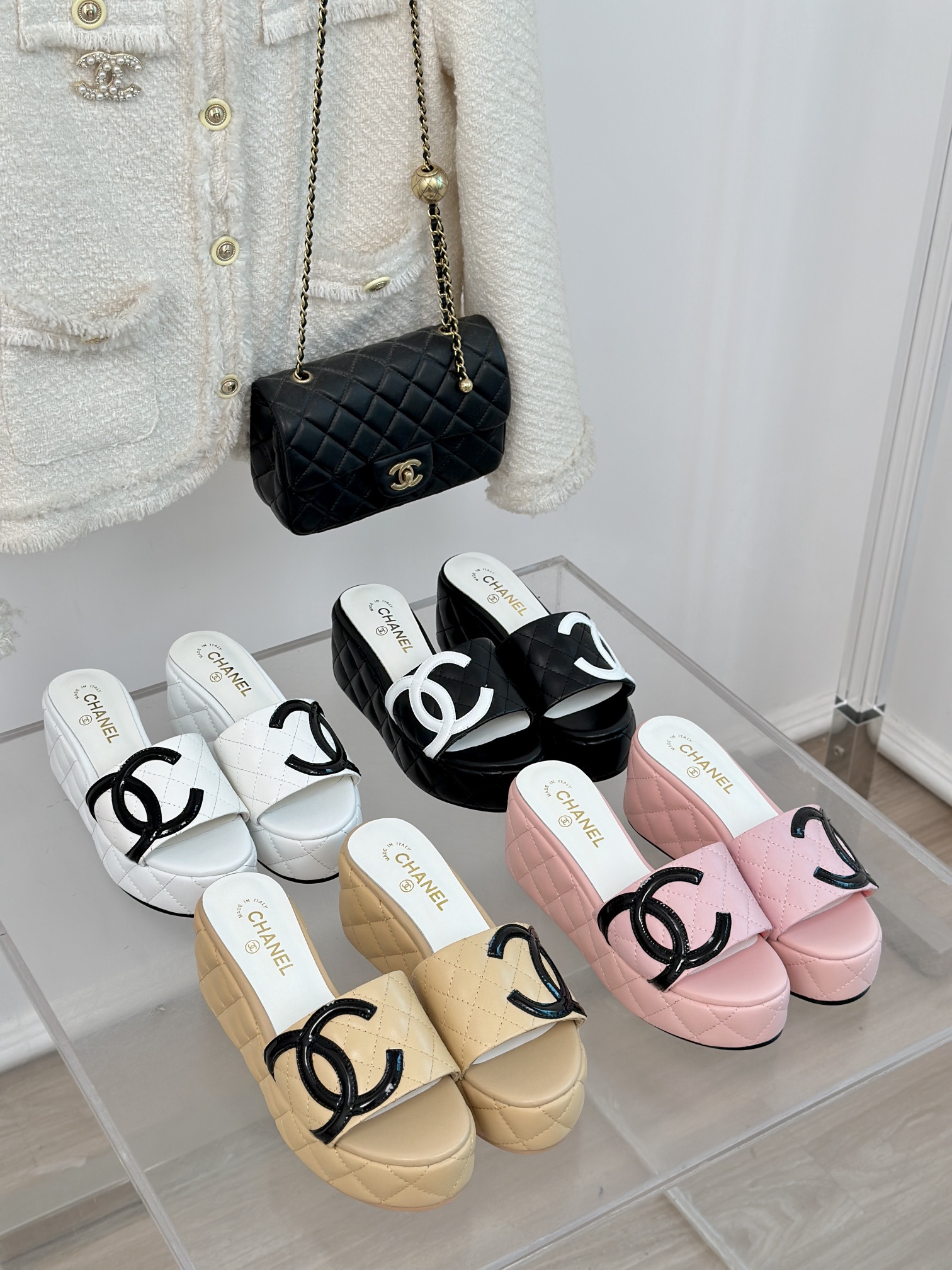 [TOP] CHANEL CC Thick Sole Slides - 4 Color