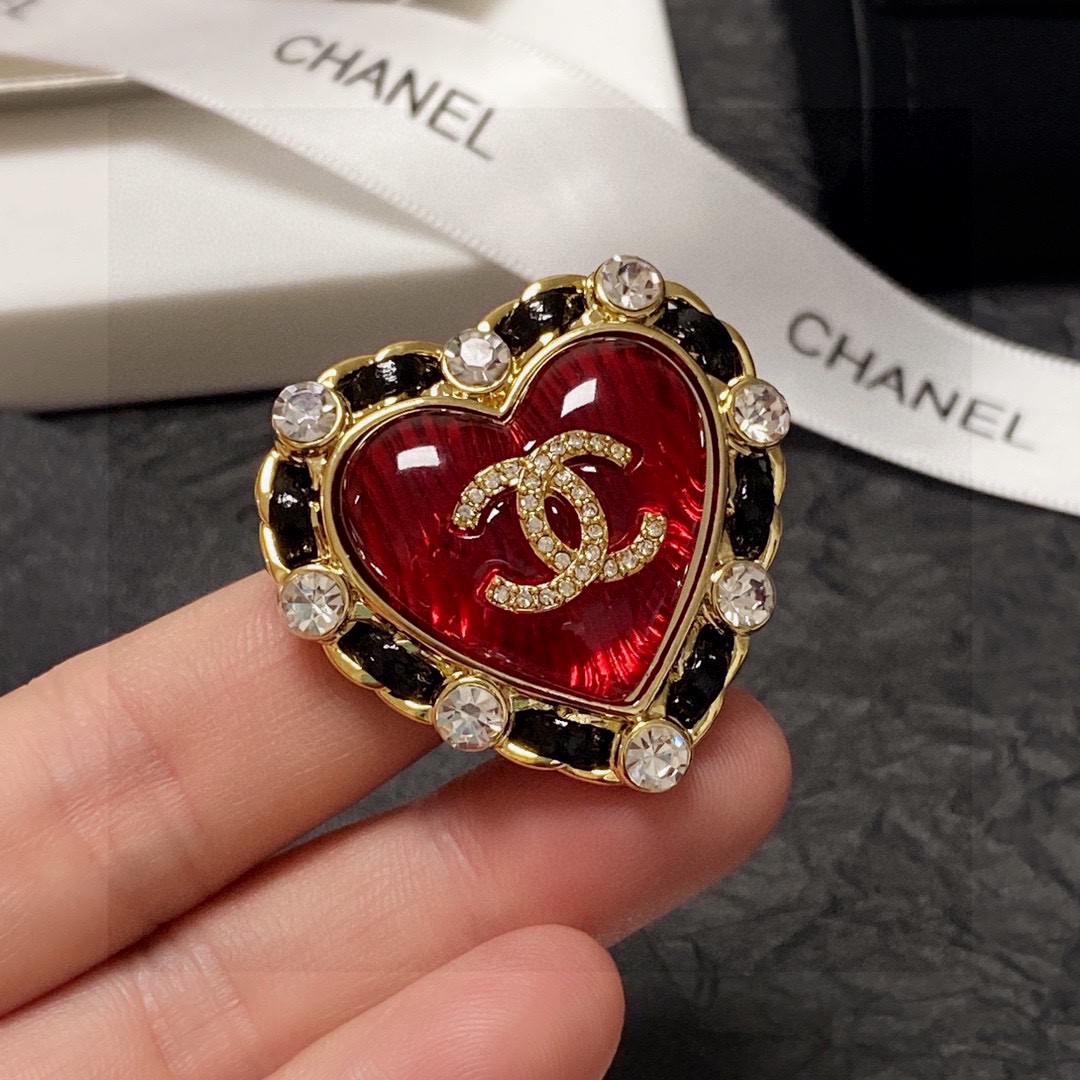 [TOP] CHANEL Heart Brooch-Red