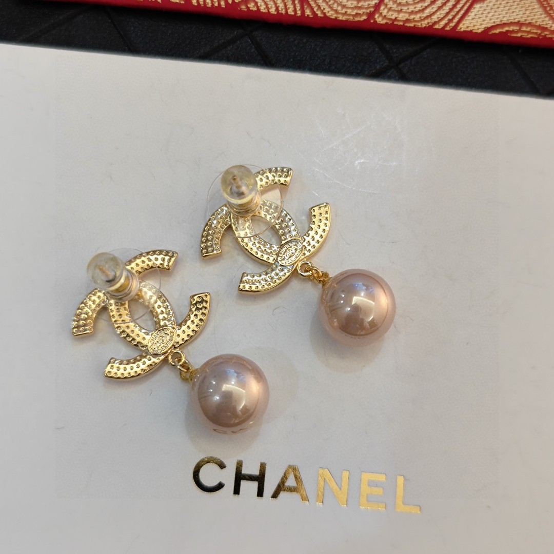 [TOP] CHANEL Pink Pearl CC  Earrings