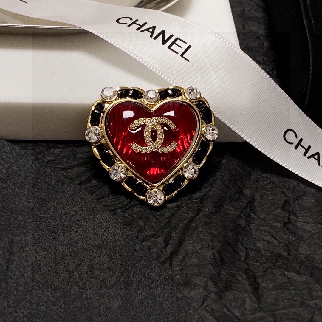 [TOP] CHANEL Heart Brooch-Red