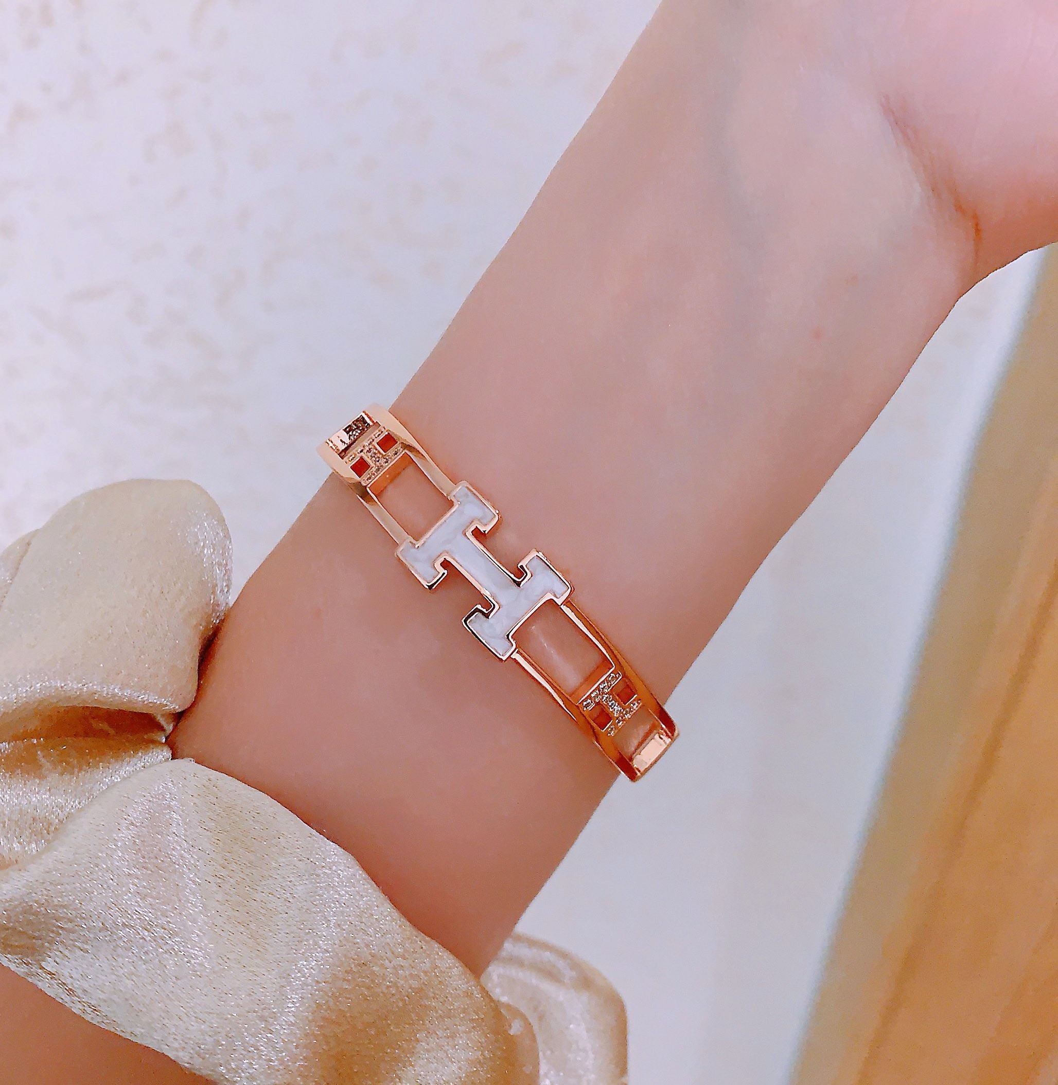 [TOP] HERMES H Bracelet