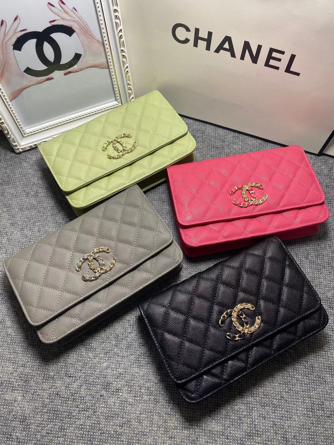 [TOP] CHANEL WOC Cowhide Bag 19cm - 4 Color
