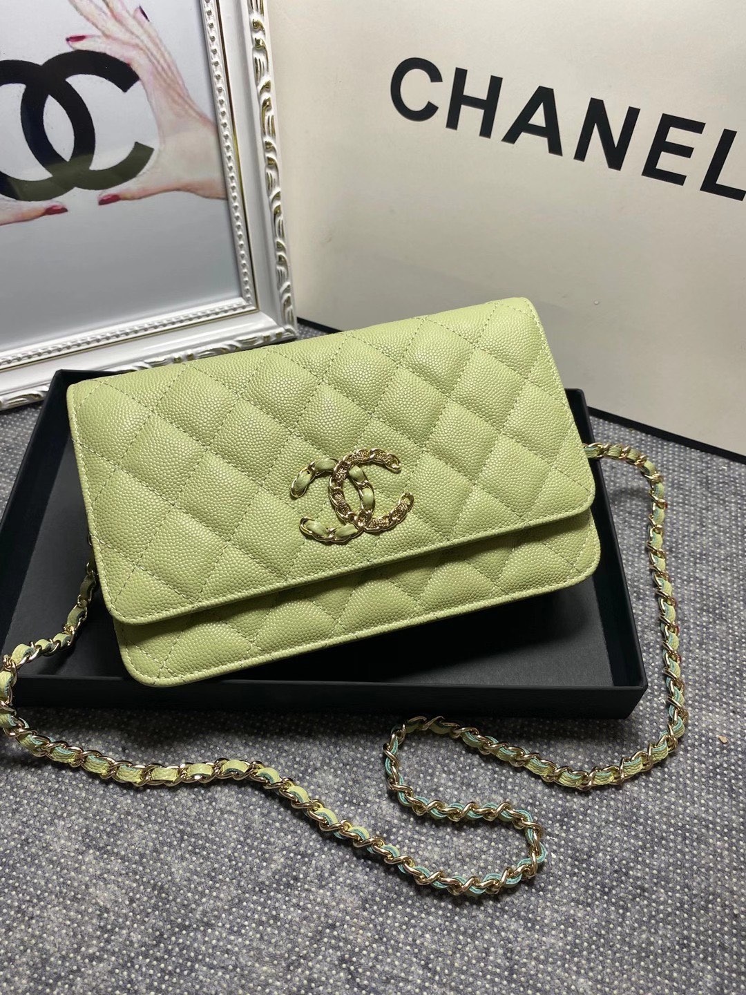 [TOP] CHANEL WOC Cowhide Bag 19cm - 4 Color