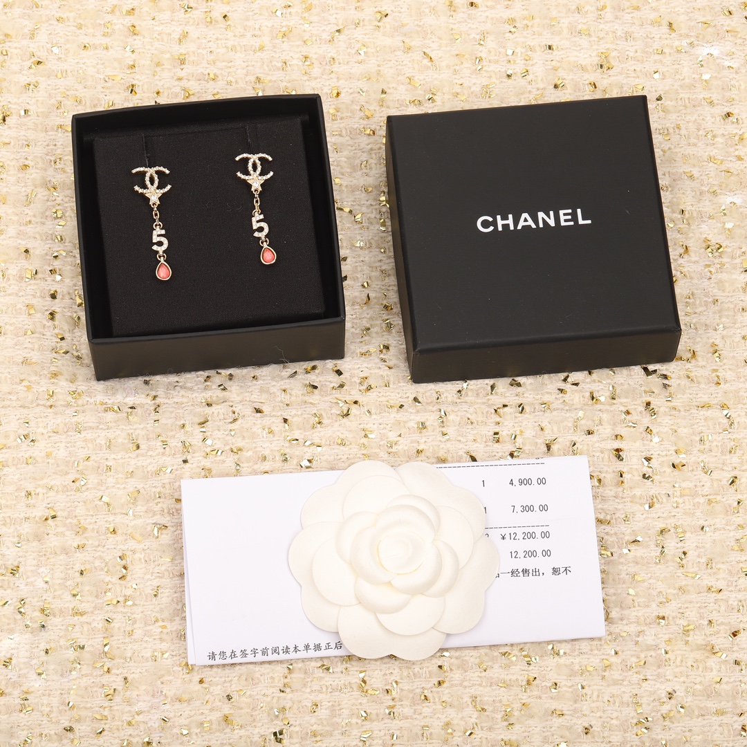 [TOP] CHANEL Star Pendant Earrings