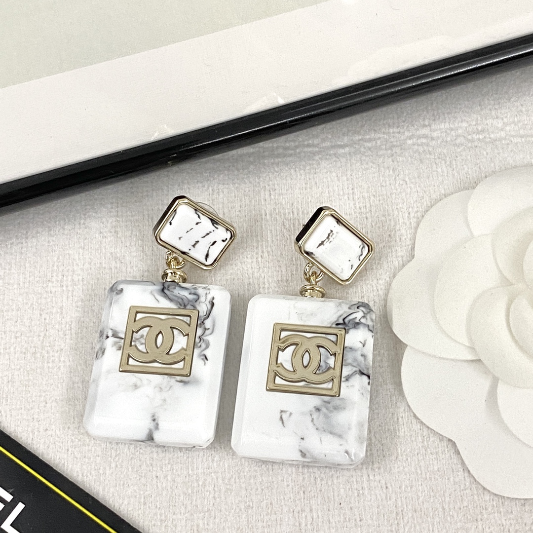 [TOP] CHANEL Marble Perfume Bottle Earrings
