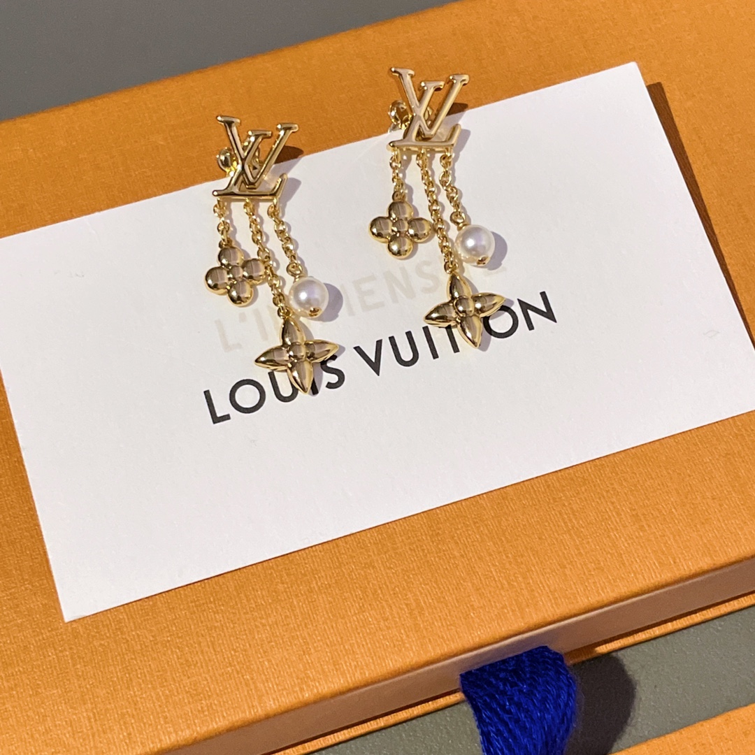 [TOP] Louis Vuitton LV Tassel Earrings