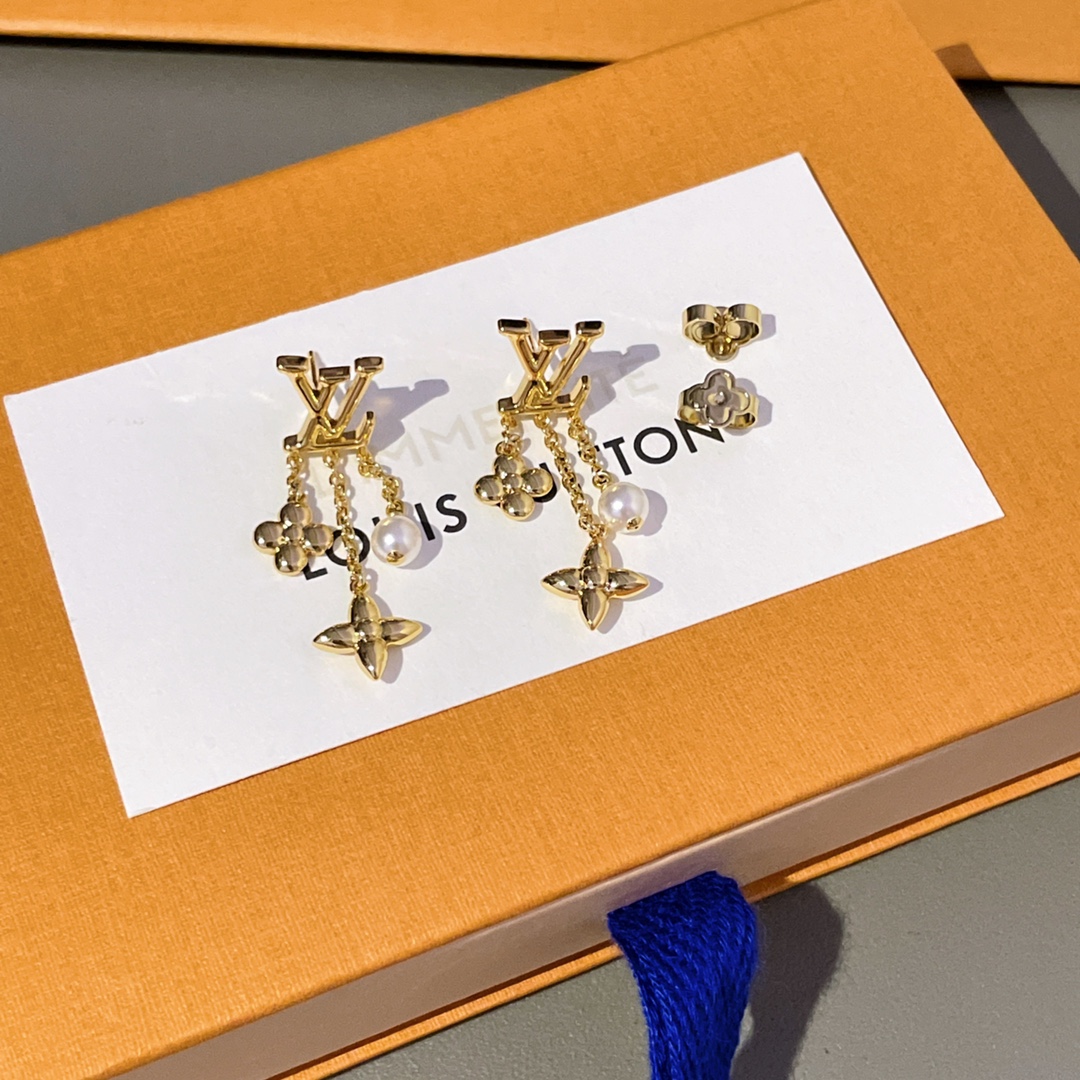 [TOP] Louis Vuitton LV Tassel Earrings