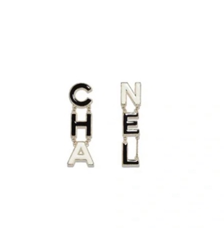 [TOP] CHANEL Enamel Letter Tassels Earrings