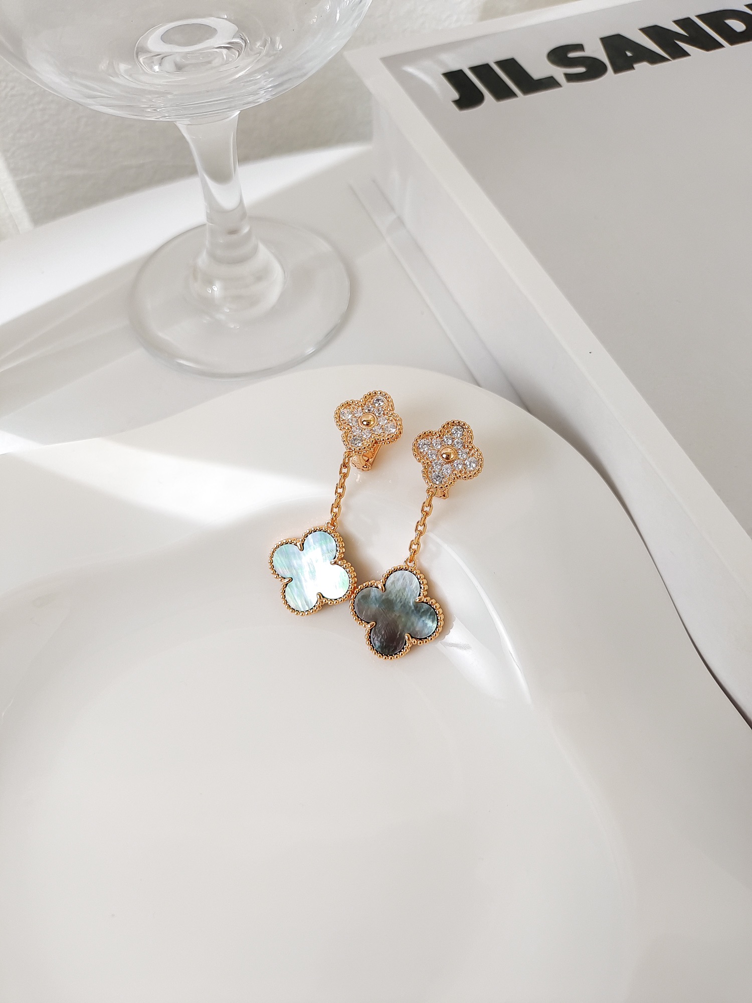 [TOP] Van Cleef & Arpels Earrings-Green