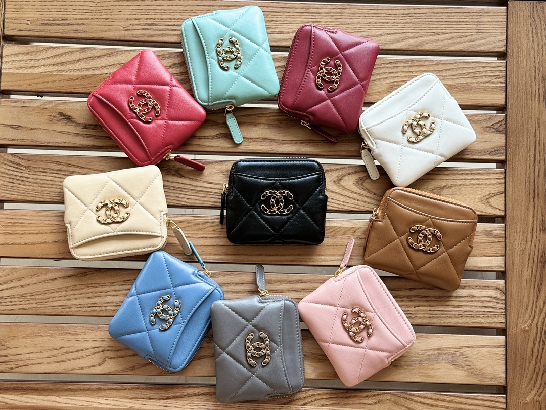 [TOP] CHANEL Mini Card Packs 11-9.5-1.5cm - 10 Colors