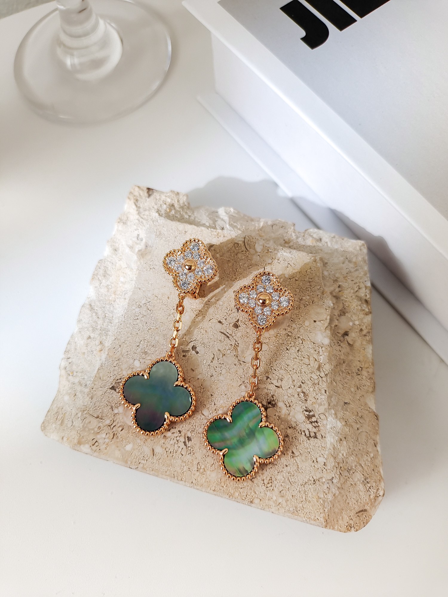 [TOP] Van Cleef & Arpels Earrings-Green