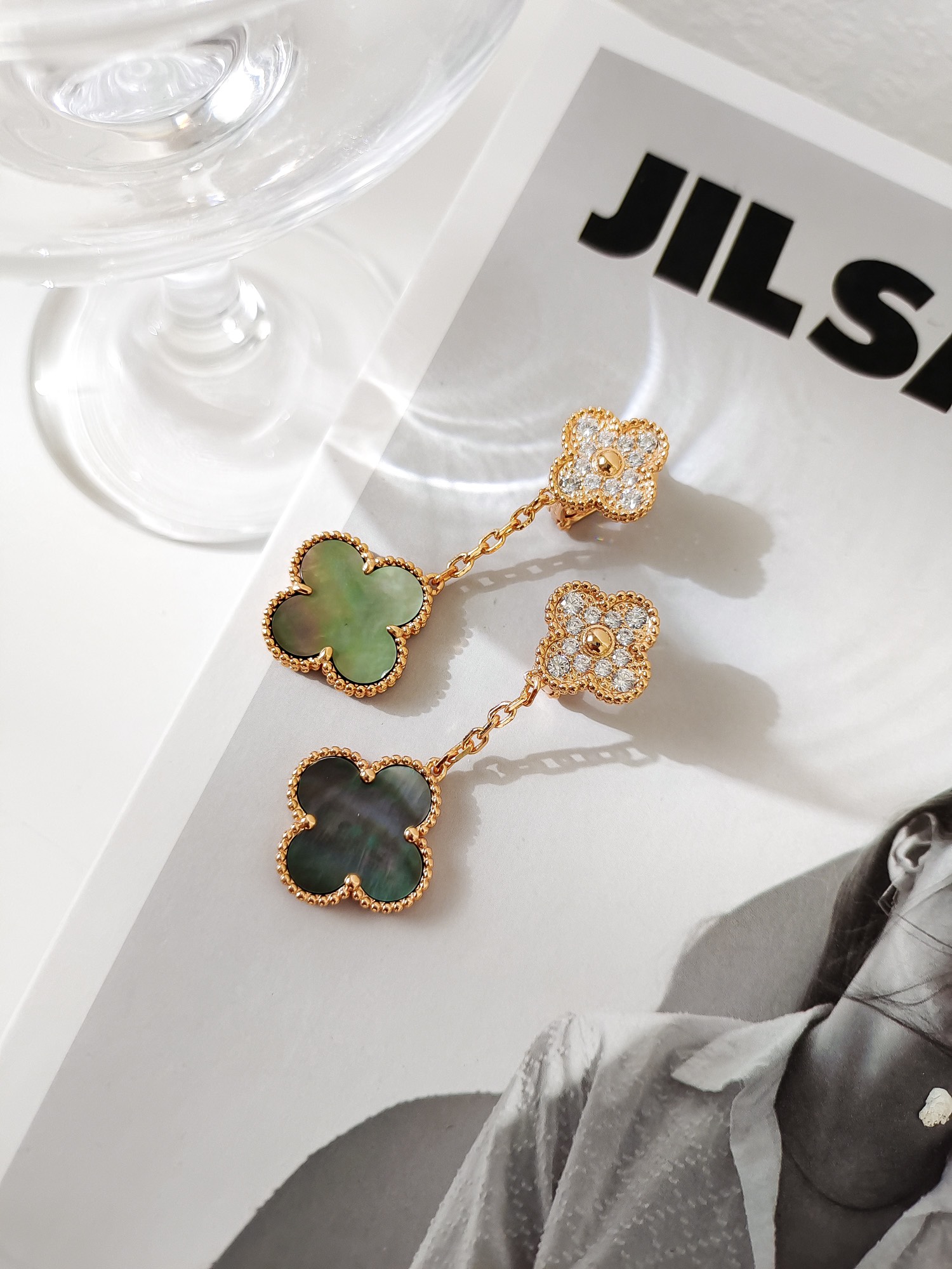 [TOP] Van Cleef & Arpels Earrings-Green