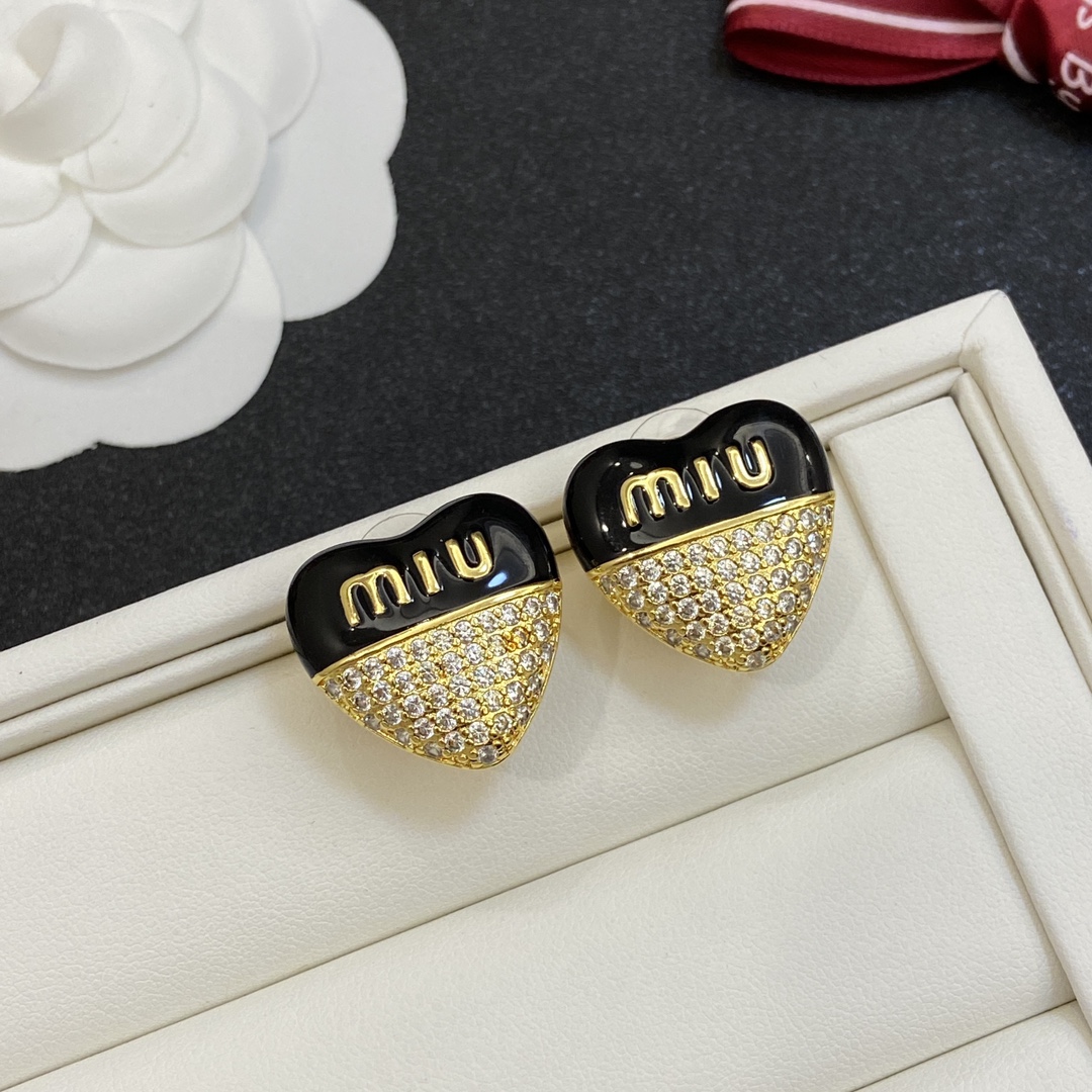 [TOP] Miu Miu Heart Earring-2 Colors