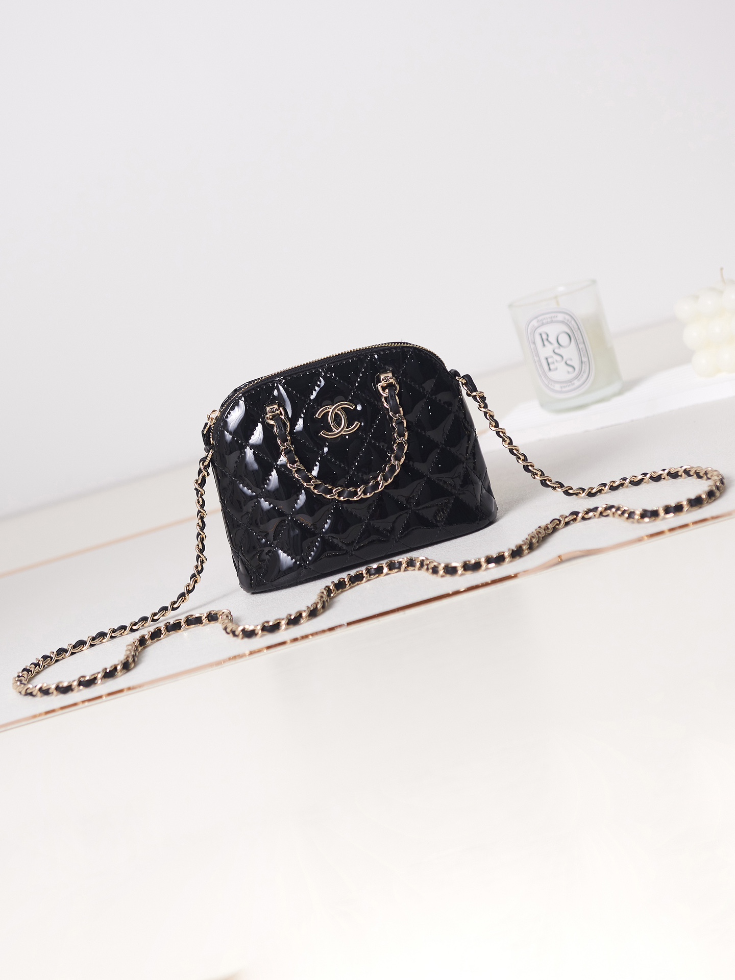 [TOP] CHANEL Patent Leather Bag 16x11x5.5cm/20.5x28.5x7cm - Black