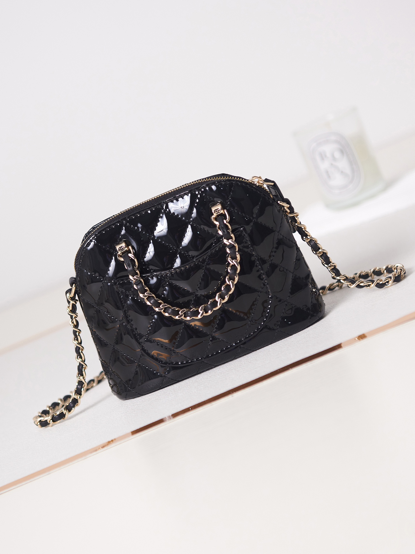 [TOP] CHANEL Patent Leather Bag 16x11x5.5cm/20.5x28.5x7cm - Black