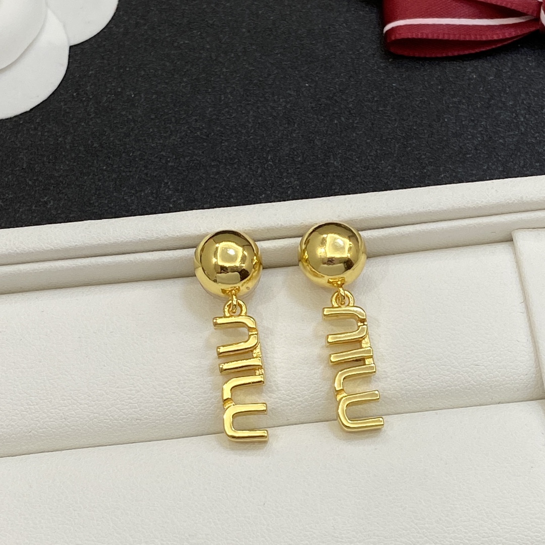 [TOP] Miu Miu Earring-2 Colors