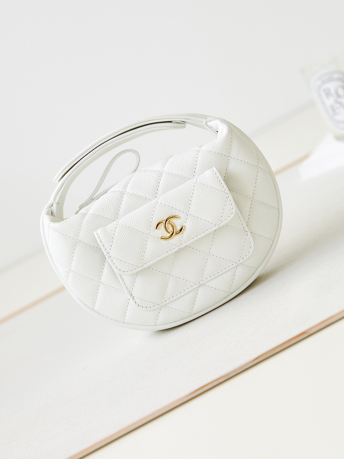 [TOP] CHANEL Mini Round Hobo Pouch Bag 16x16x5.5cm - 3 Color