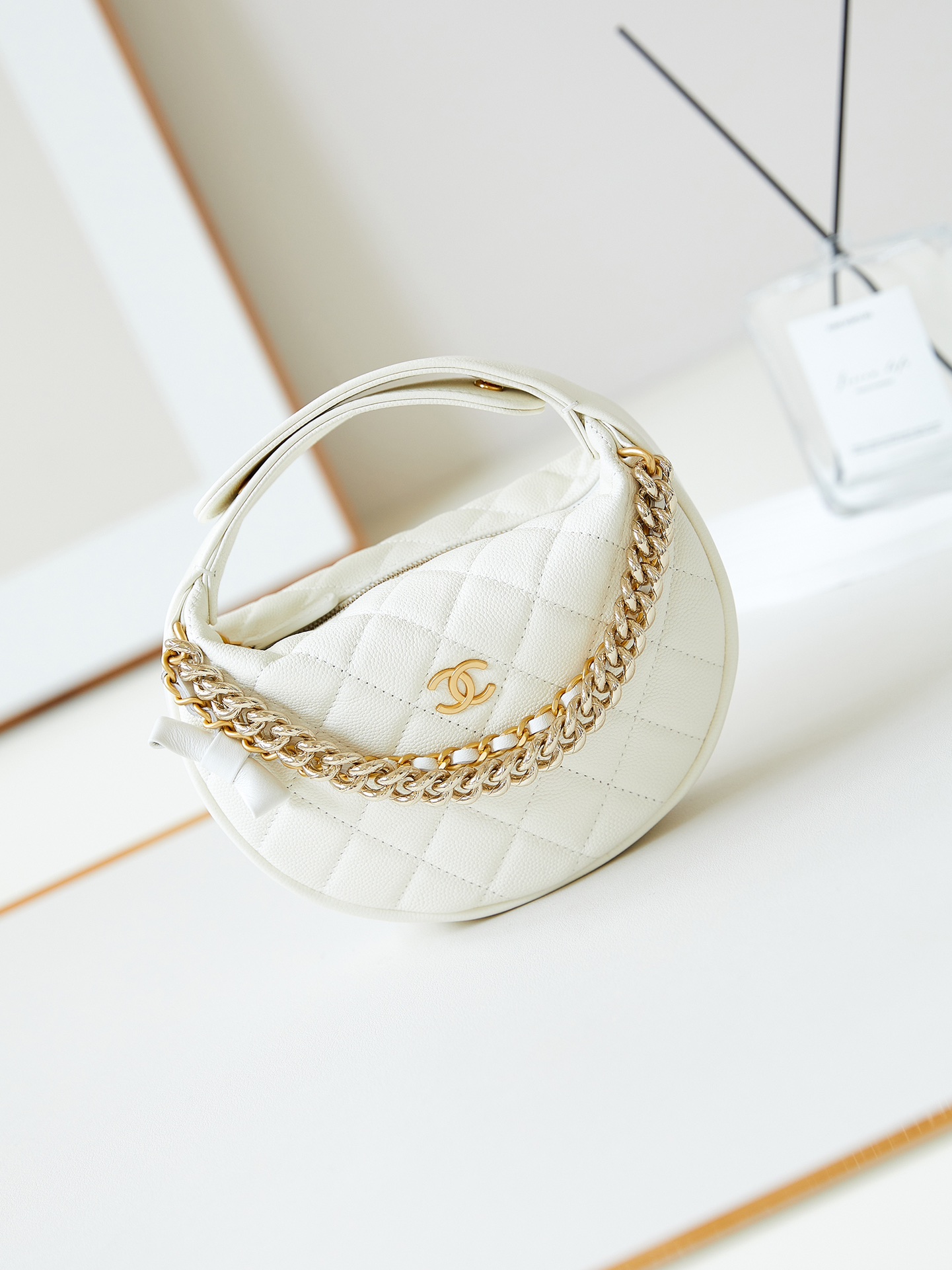 [TOP] CHANEL Double Chain Round Hobo Pouch Bag 17x18x7cm - 4 Color