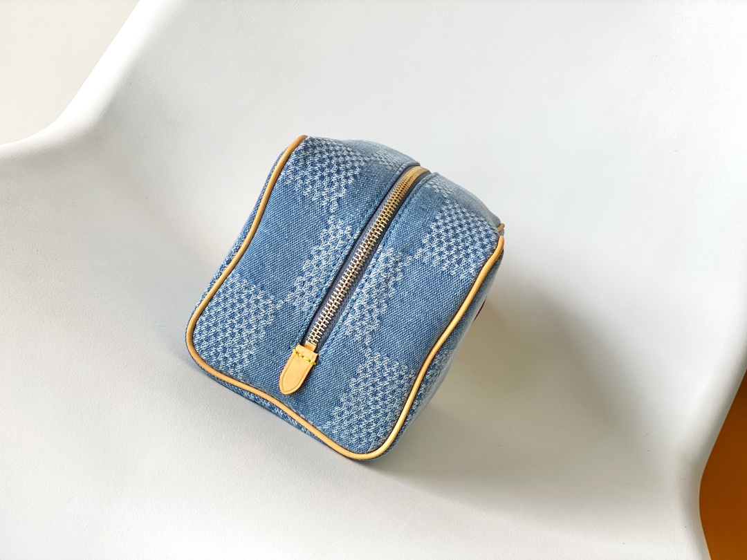 [TOP] Louis Vuitton LV Locker Dopp Kit Monogram Bag 23x13x12cm - Blue