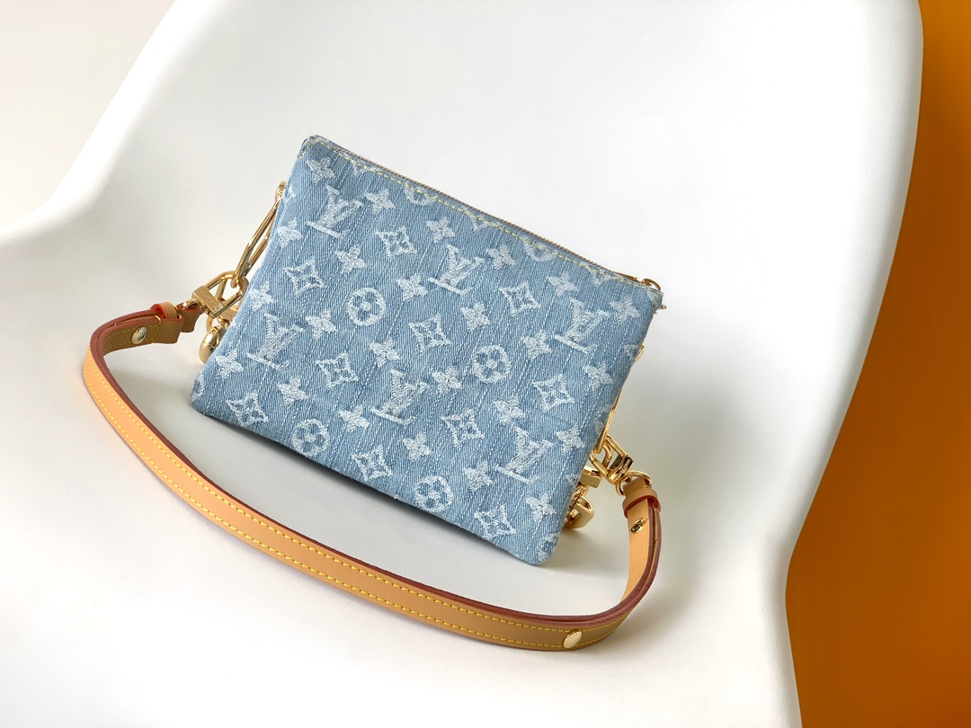 [TOP] Louis Vuitton LV Monogram Coussin Bag 21x16x7cm - Denim