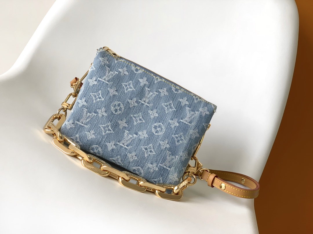 [TOP] Louis Vuitton LV Monogram Coussin Bag 21x16x7cm - Denim