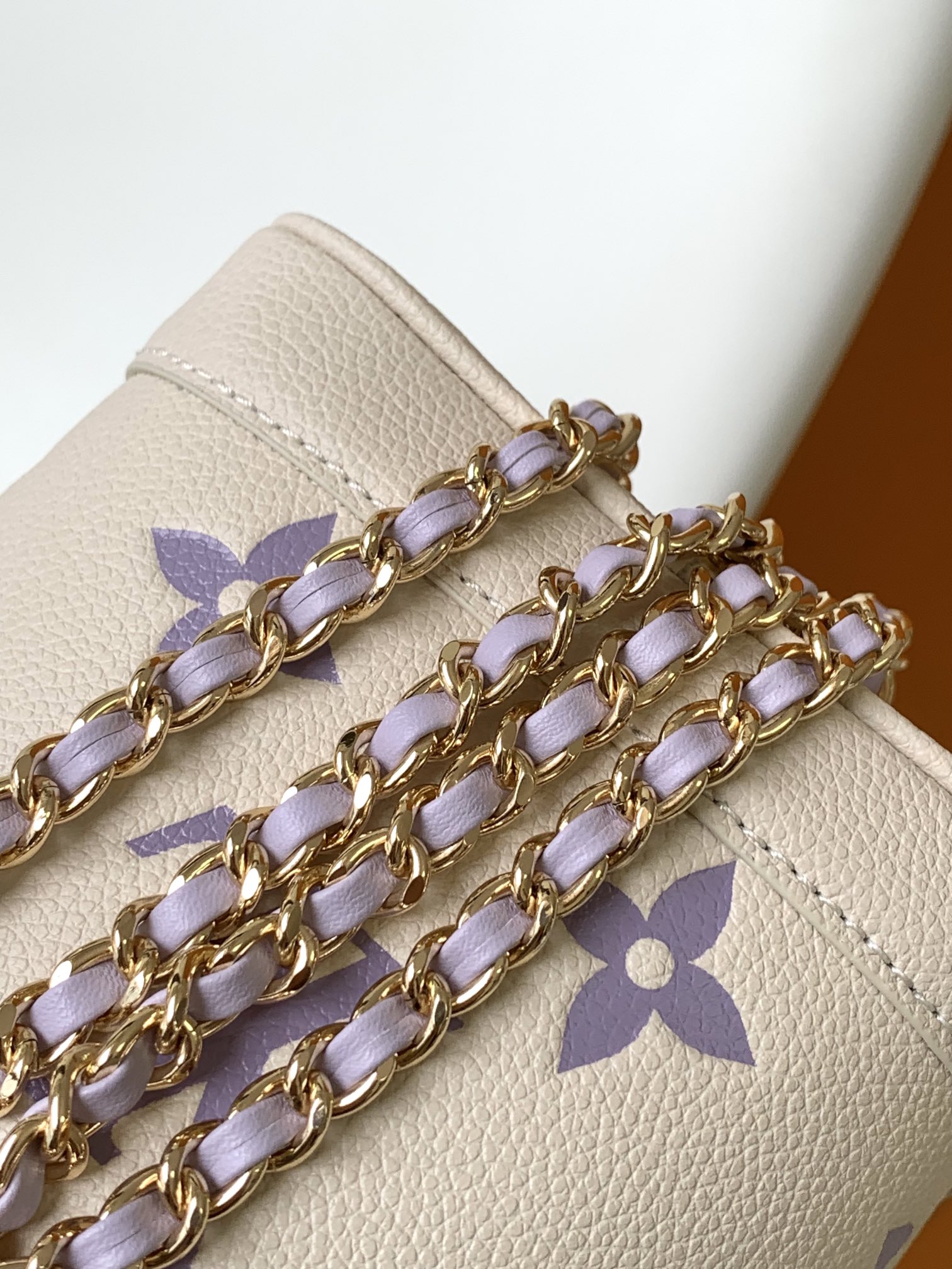 [TOP] Louis Vuitton LV Summer Stardust Noe Bag Nano 13x16x10cm - Beige & Purple