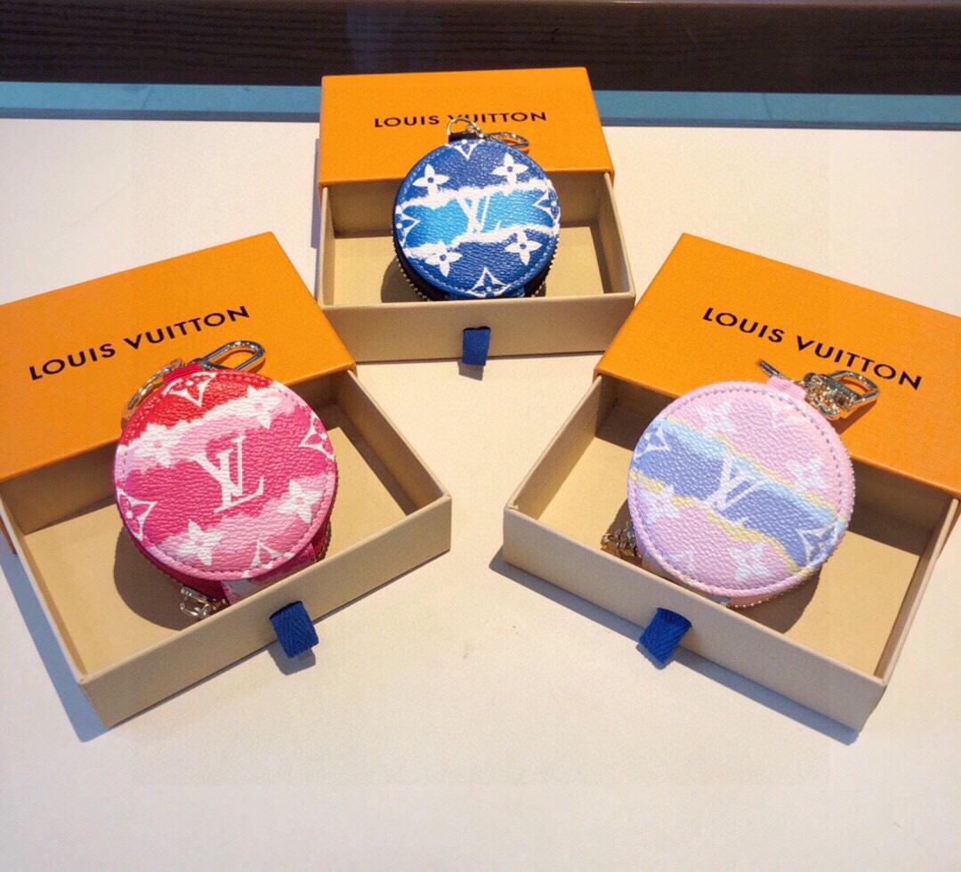 [TOP] Louis Vuitton LV Beach Style Fantasy Keychain/Airpods Case - 3 Color