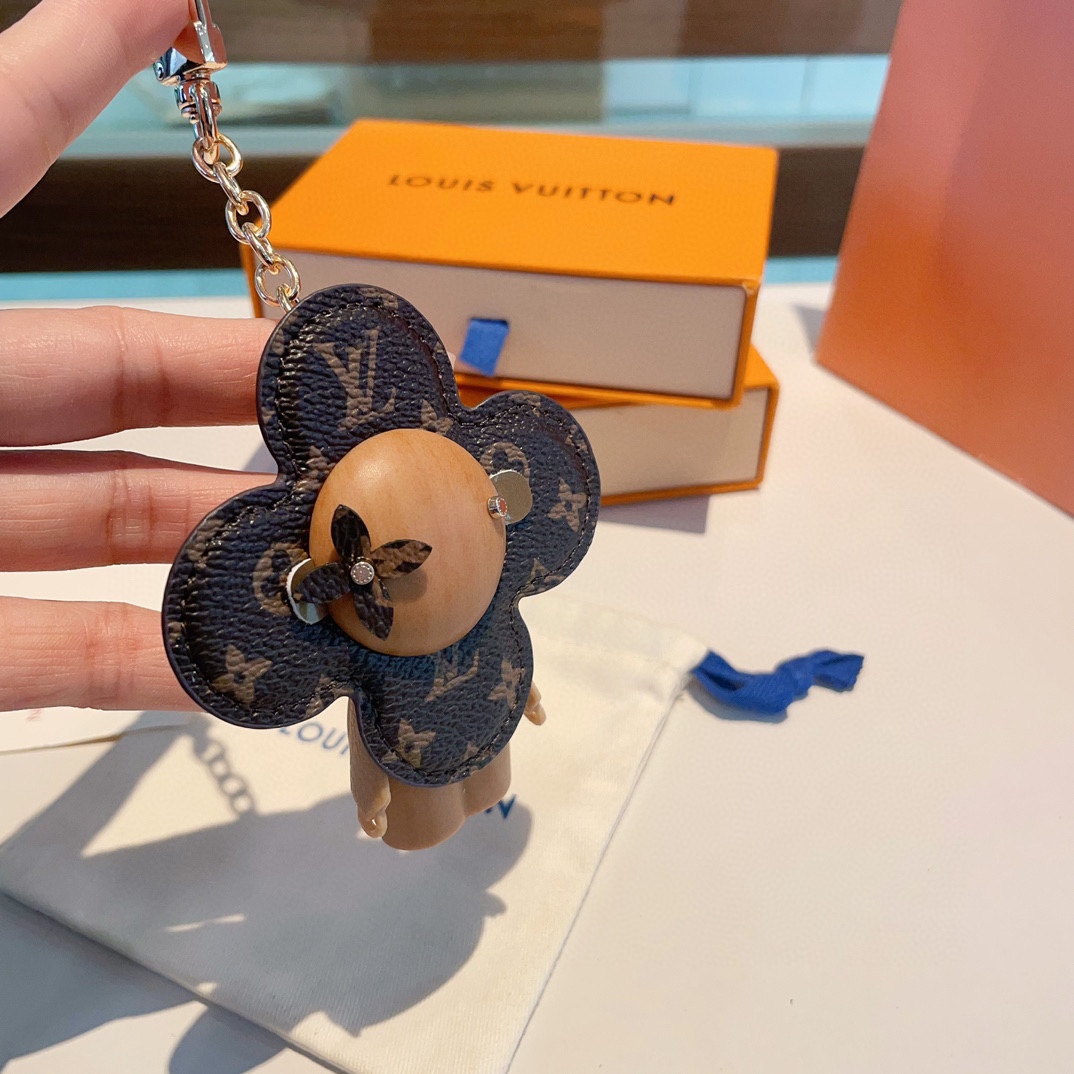 [TOP] Louis Vuitton LV Sunflower Keychain