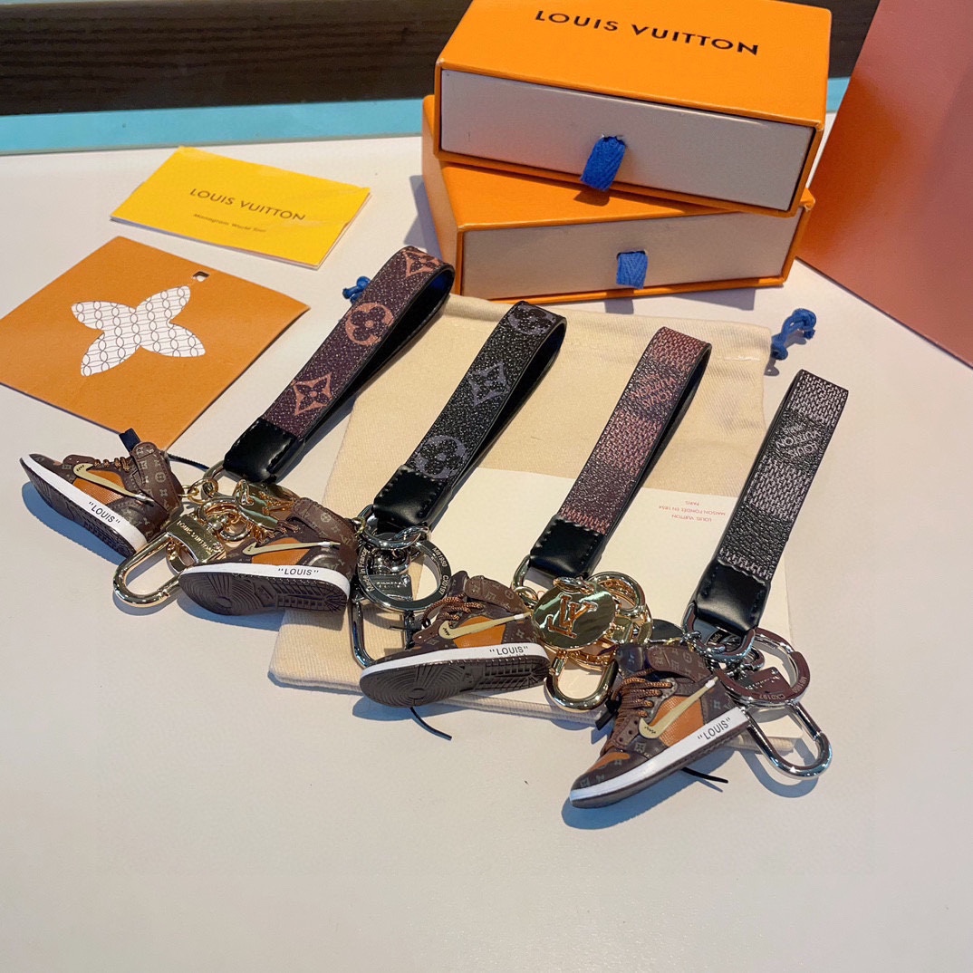 [TOP] Louis Vuitton LV Nike Co-branded Mini Shoes Keychain