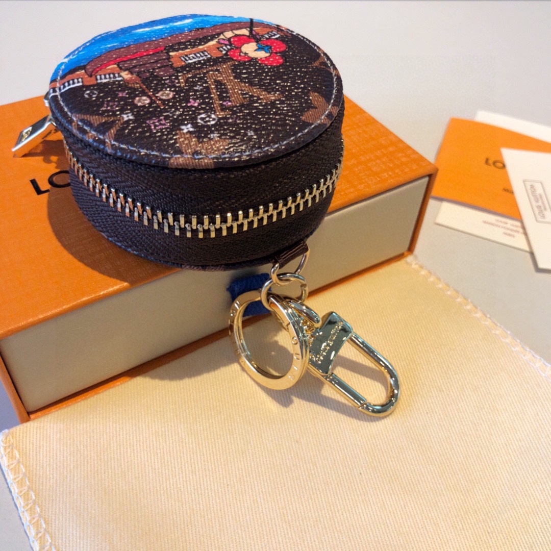 [TOP] Louis Vuitton LV Christmas Playground Keychain/Airpods Case